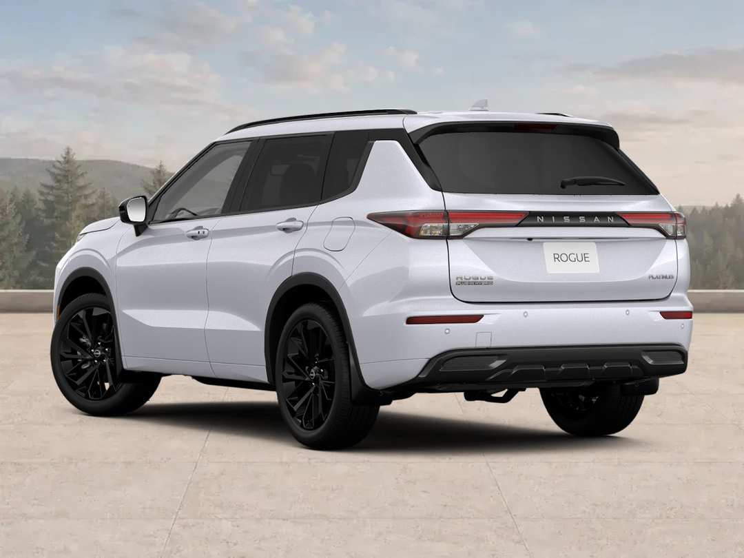 2026 Nissan Rogue Plug-In Hybrid Platinum - Image 5