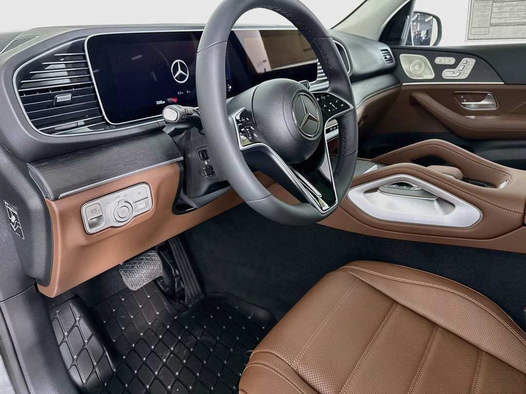 2026 Mercedes-Benz GLE 350 - Image 7