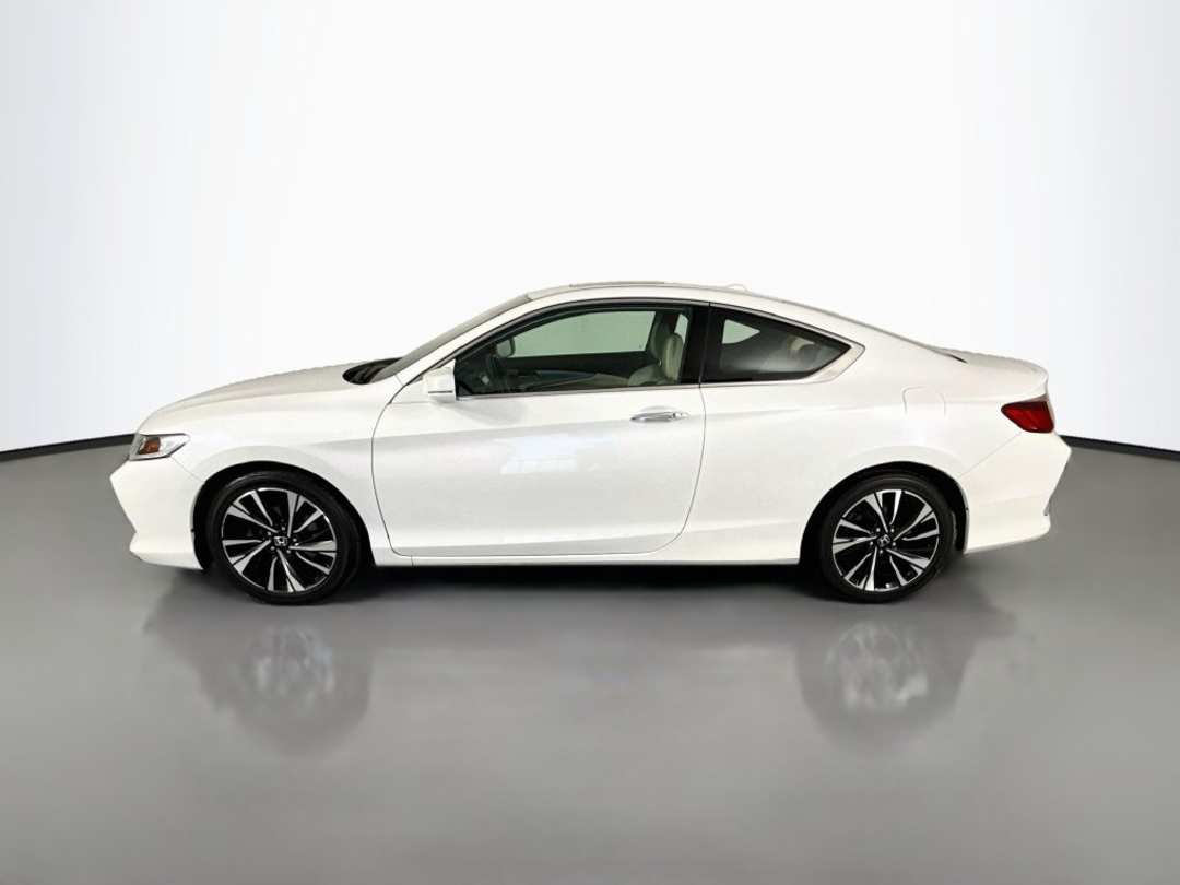 2016 Honda Accord EXL - Image 2