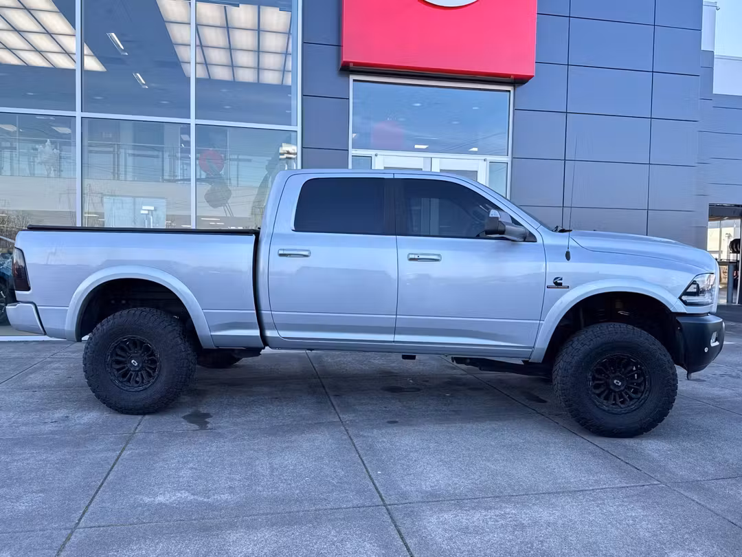2018 Ram 2500 Laramie - Image 2