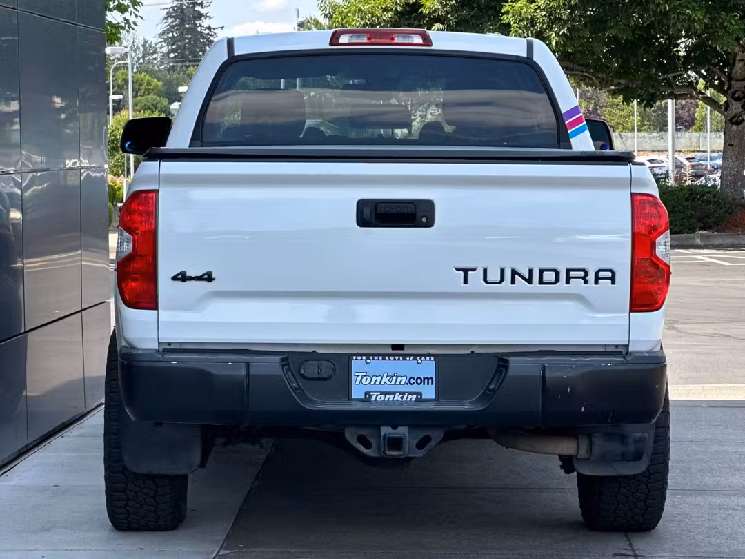 2019 Toyota Tundra SR5 - Image 4