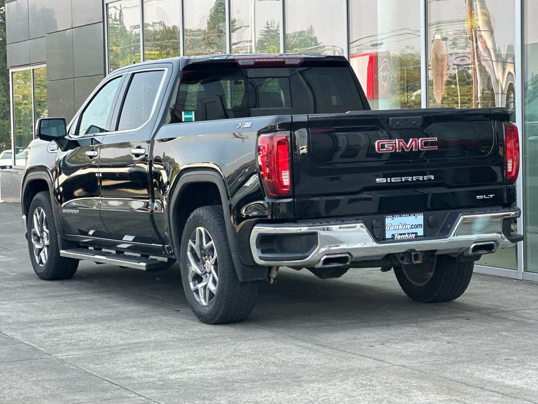 2023 GMC Sierra 1500 SLT - Image 5