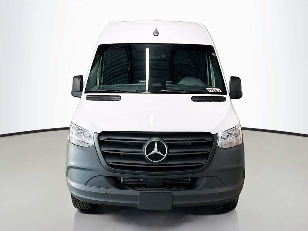 2026 Mercedes-Benz Sprinter 2500 - Image 7