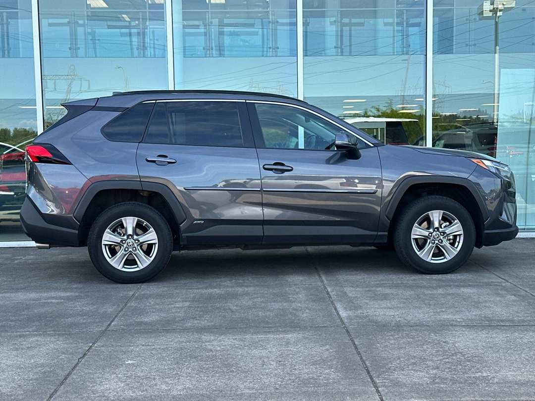 2023 Toyota Rav4 Hybrid LE - Image 2