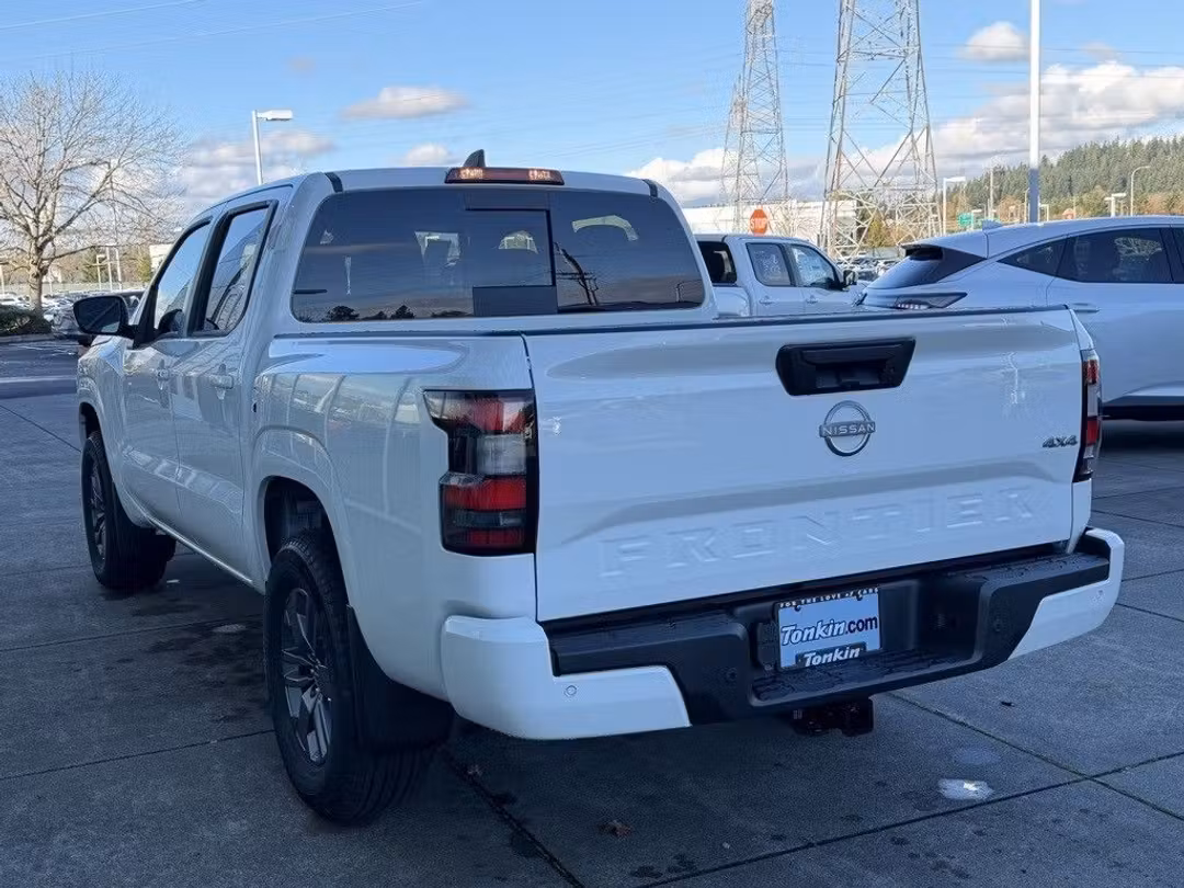 2026 Nissan Frontier SV - Image 5