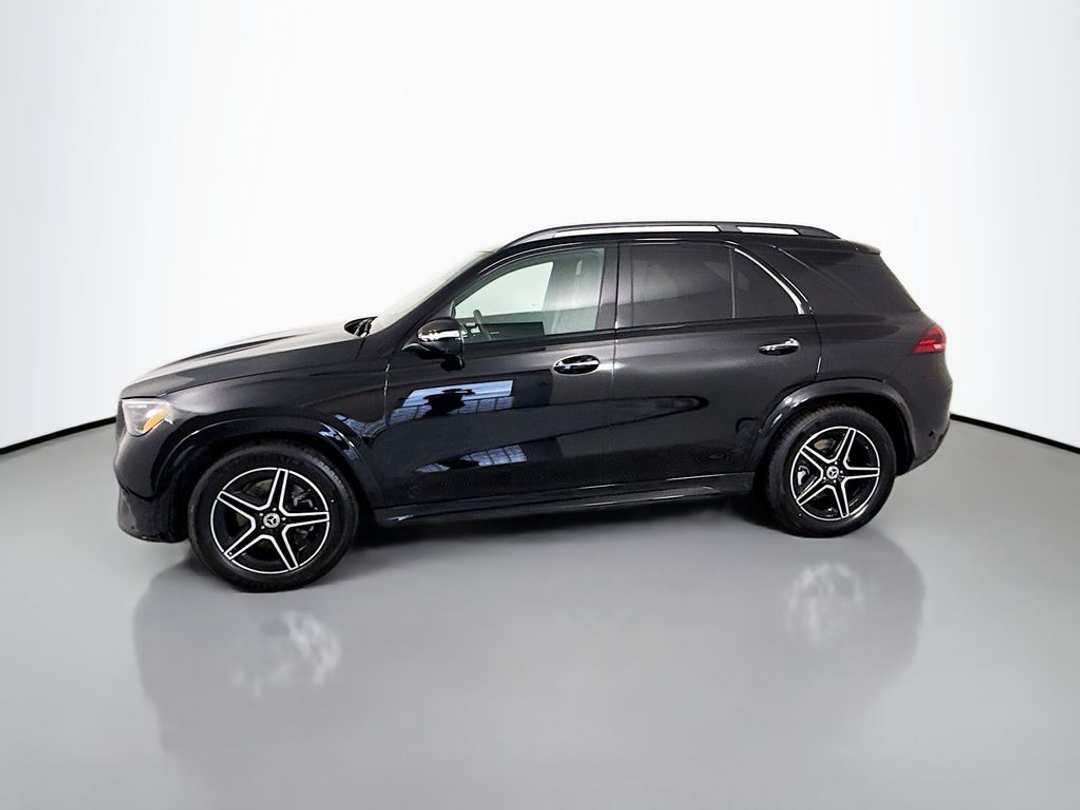 2026 Mercedes-Benz GLE 350 - Image 3
