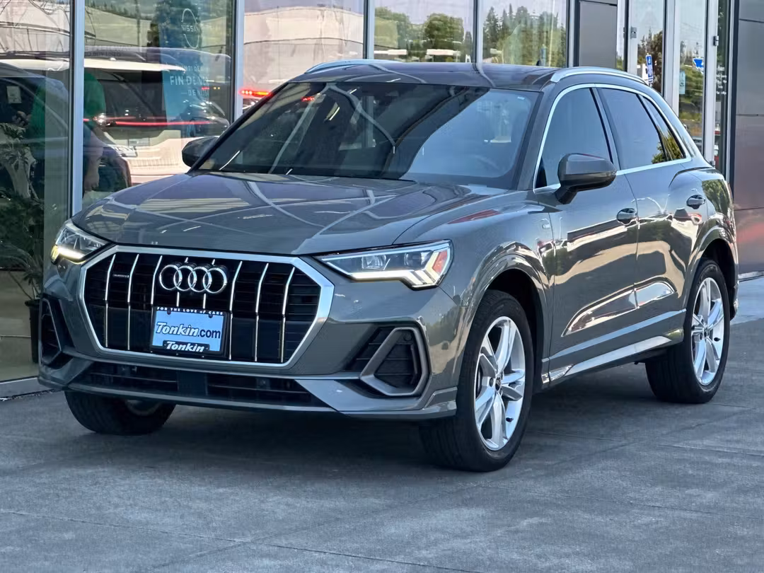 2022 Audi Q3 Premium Plus - Image 7