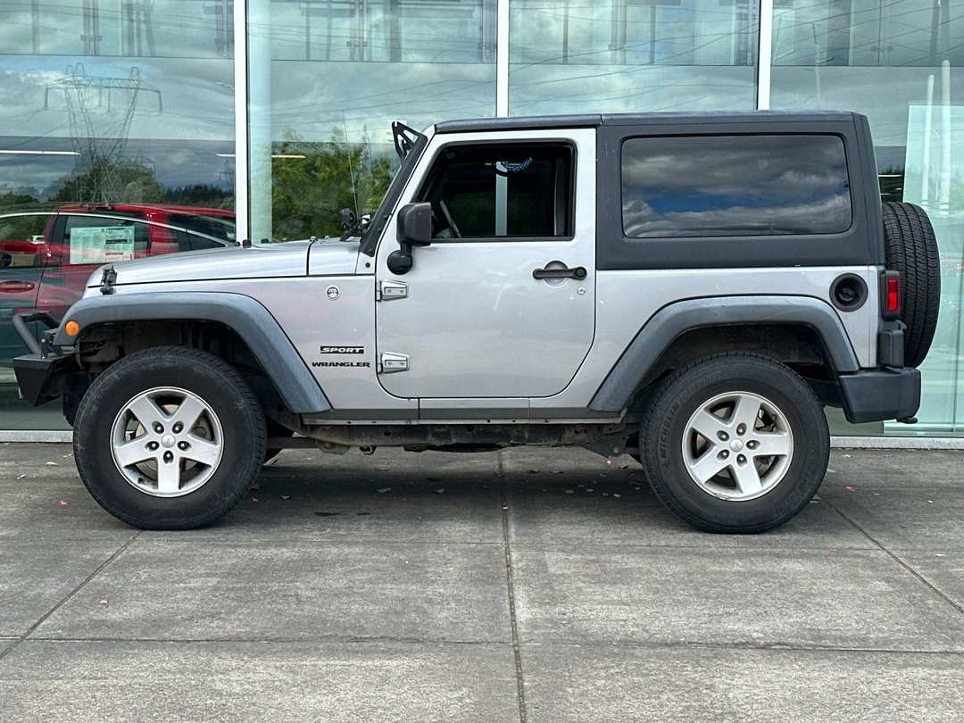2016 Jeep Wrangler Sport - Image 6