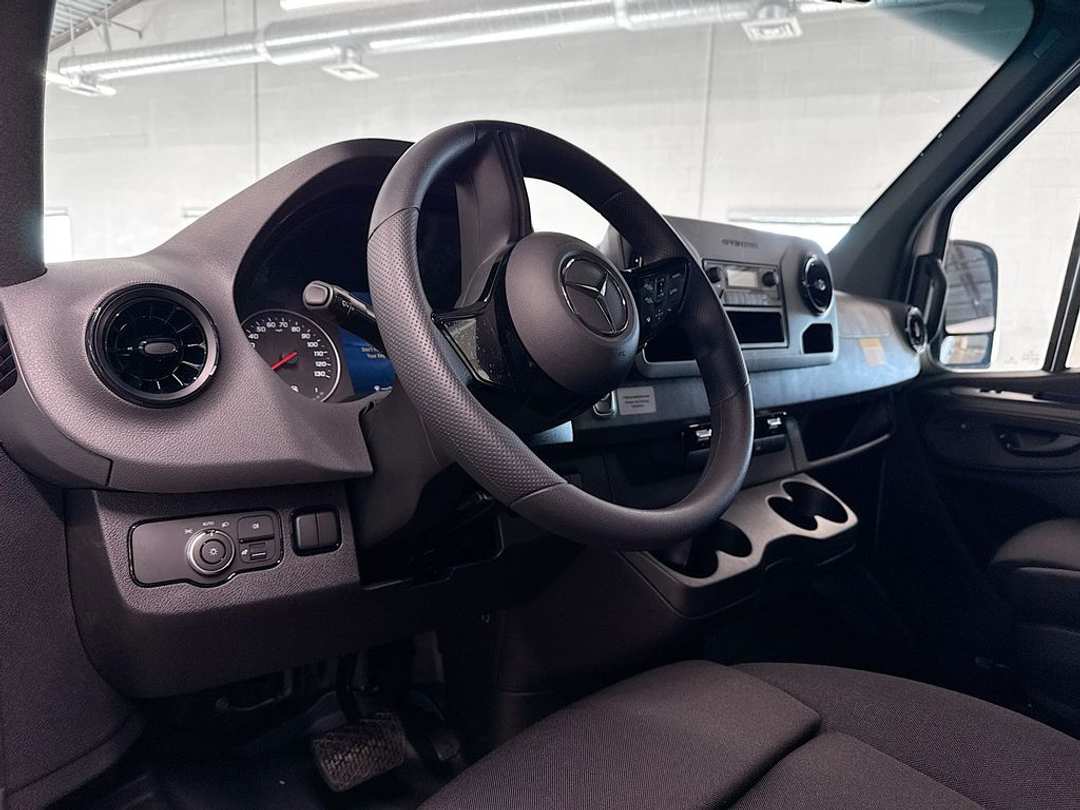 2026 Mercedes-Benz Sprinter 2500 - Image 7