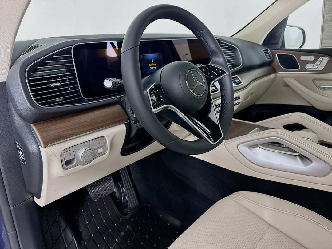 2026 Mercedes-Benz GLE 350 - Image 7