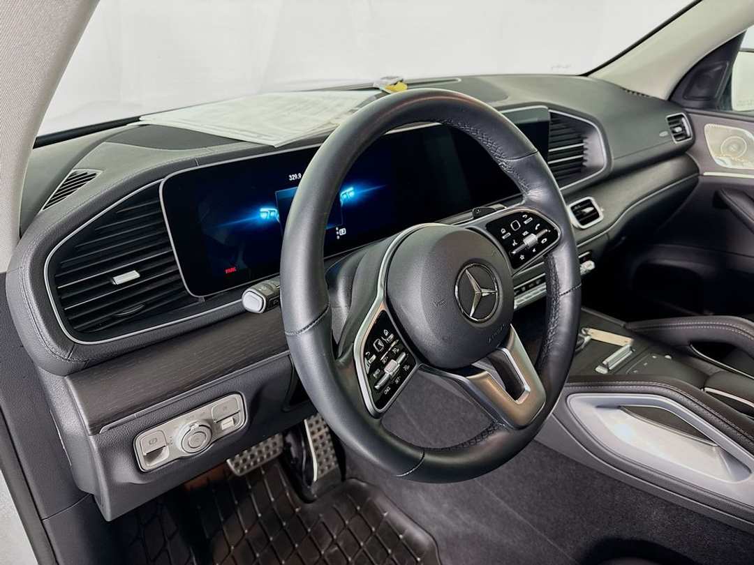 2022 Mercedes-Benz GLS 450 - Image 7