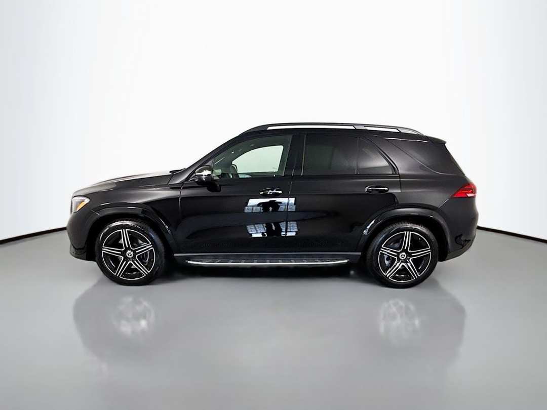2026 Mercedes-Benz GLE 450 - Image 3