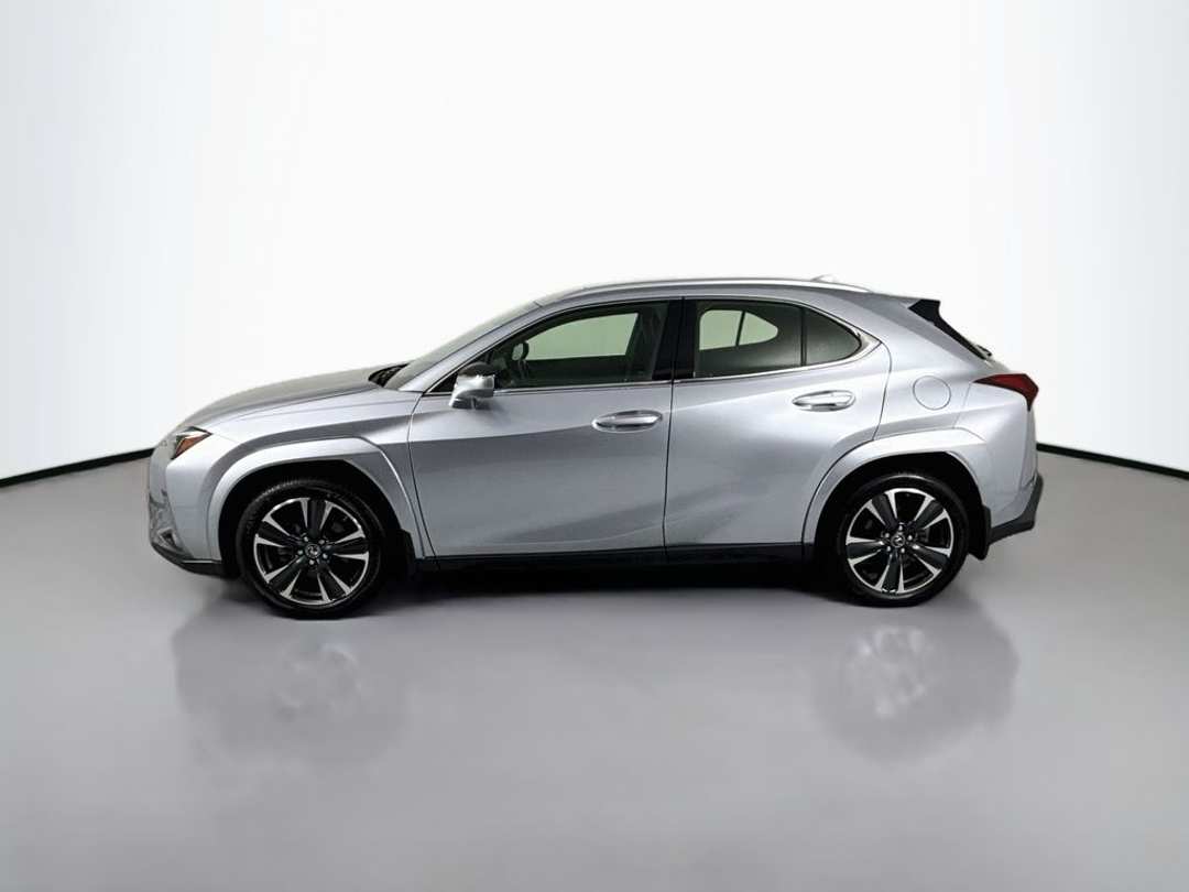 2023 Lexus Ux 250h Premium - Image 3