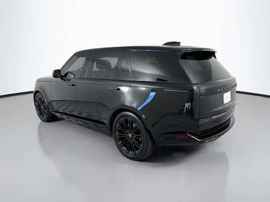 2025 Land Rover Range Rover Autobiography - Image 3
