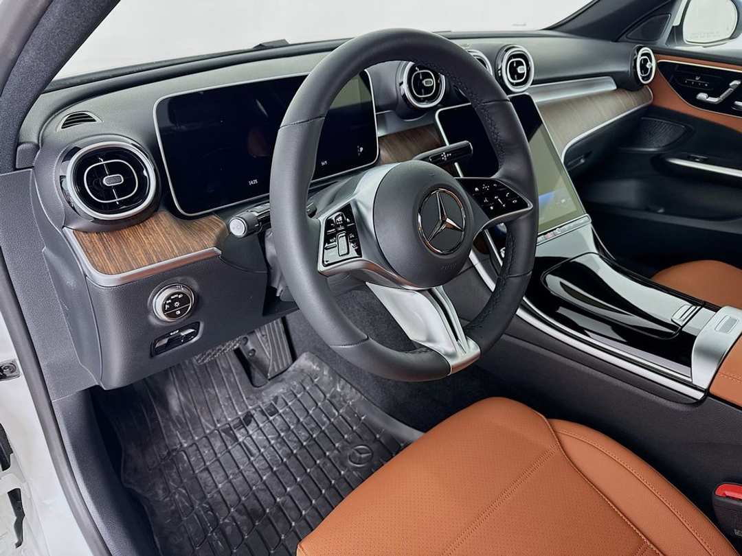 2026 Mercedes-Benz C-Class C 300 - Image 7
