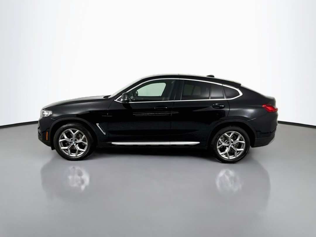 2024 BMW X4 xDrive30i - Image 2