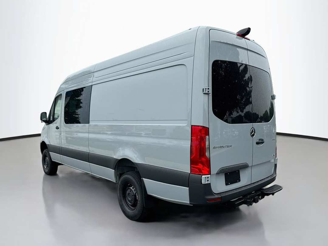 2026 Mercedes-Benz Sprinter 2500 Cargo 170 WB - Image 5