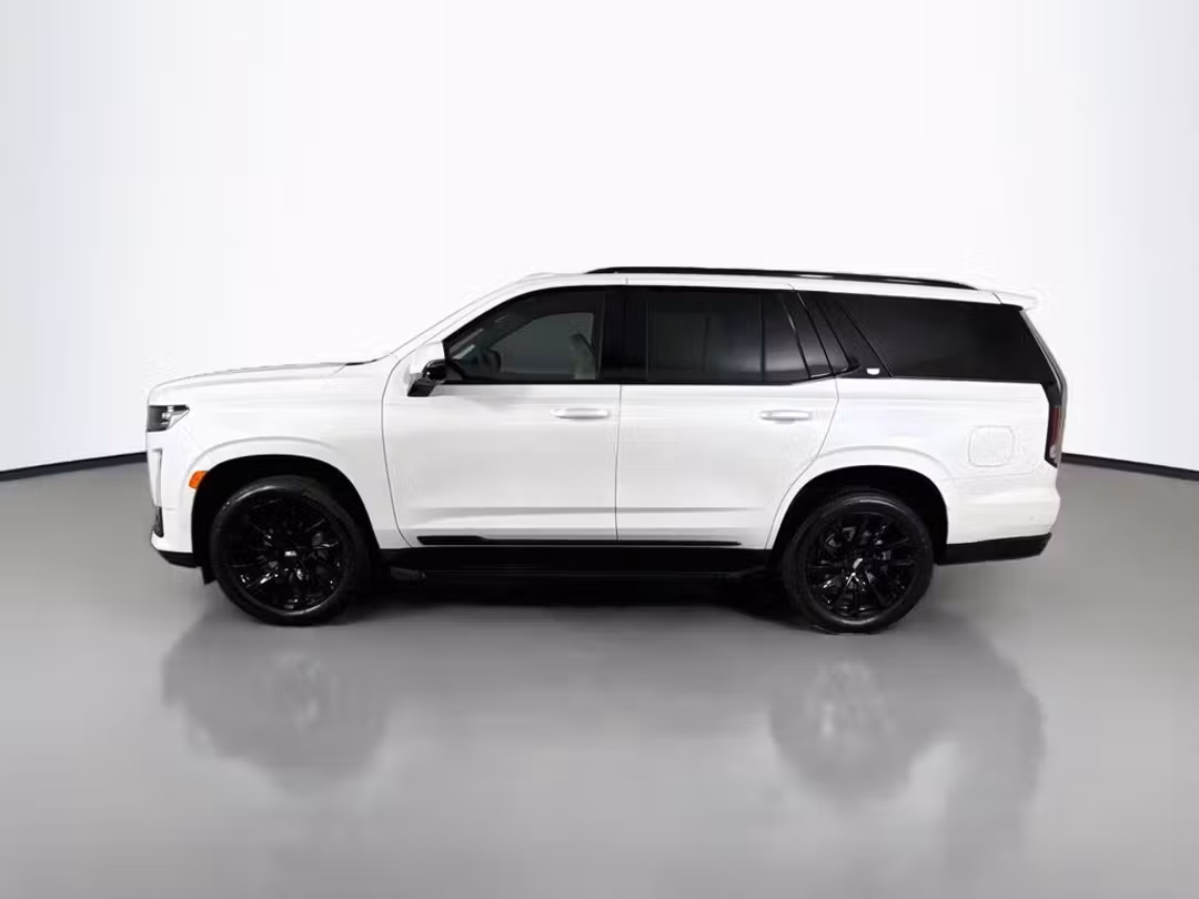 2024 Cadillac Escalade Sport Platinum - Image 2