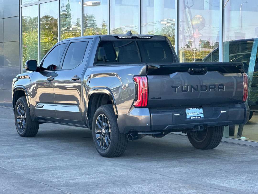 2024 Toyota Tundra Platinum - Image 5