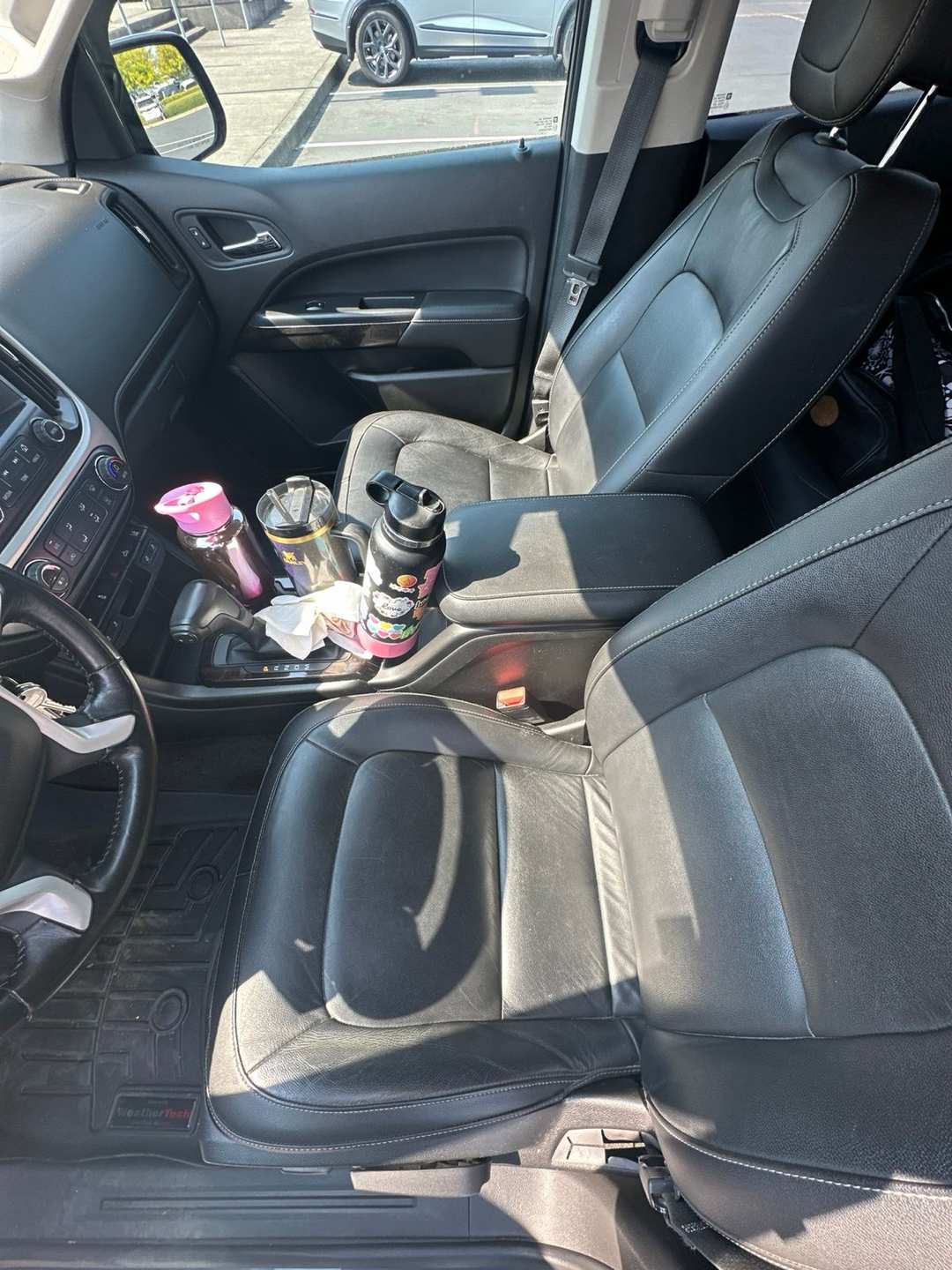 2016 GMC Canyon SLT - Image 3
