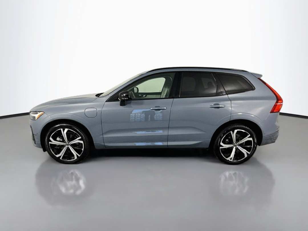2024 Volvo Xc60 Recharge Plug-In Hybrid Ultimate - Image 2