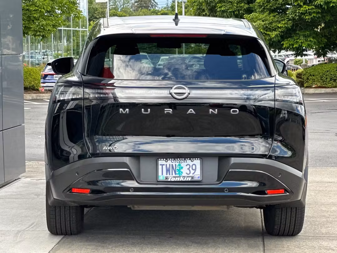 2025 Nissan Murano SV - Image 4