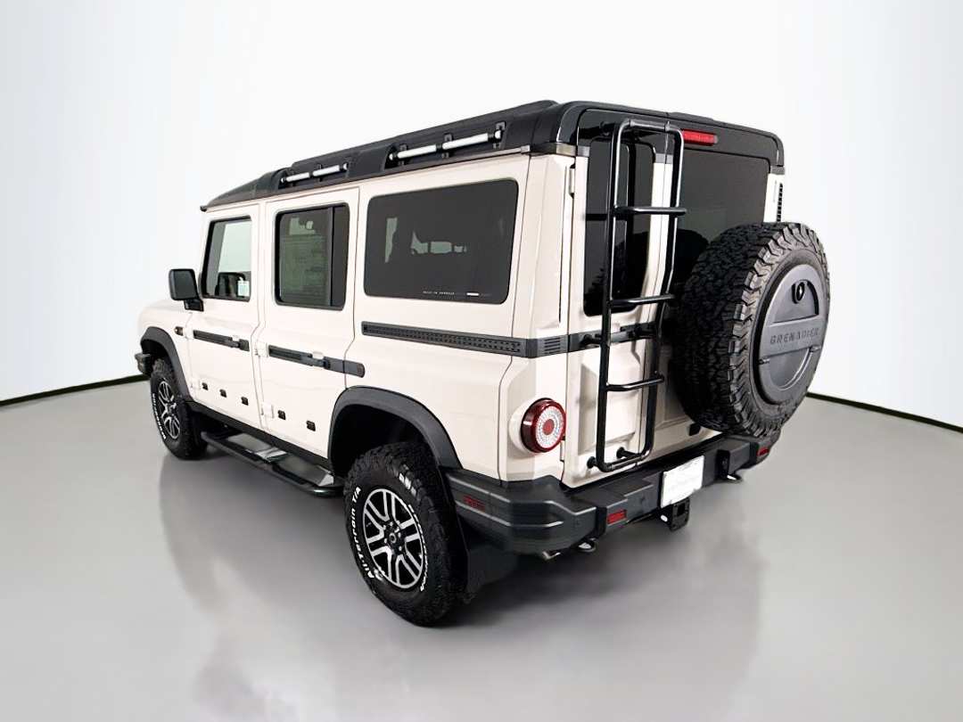 2025 INEOS Grenadier Station Fieldmaster Edition - Image 3