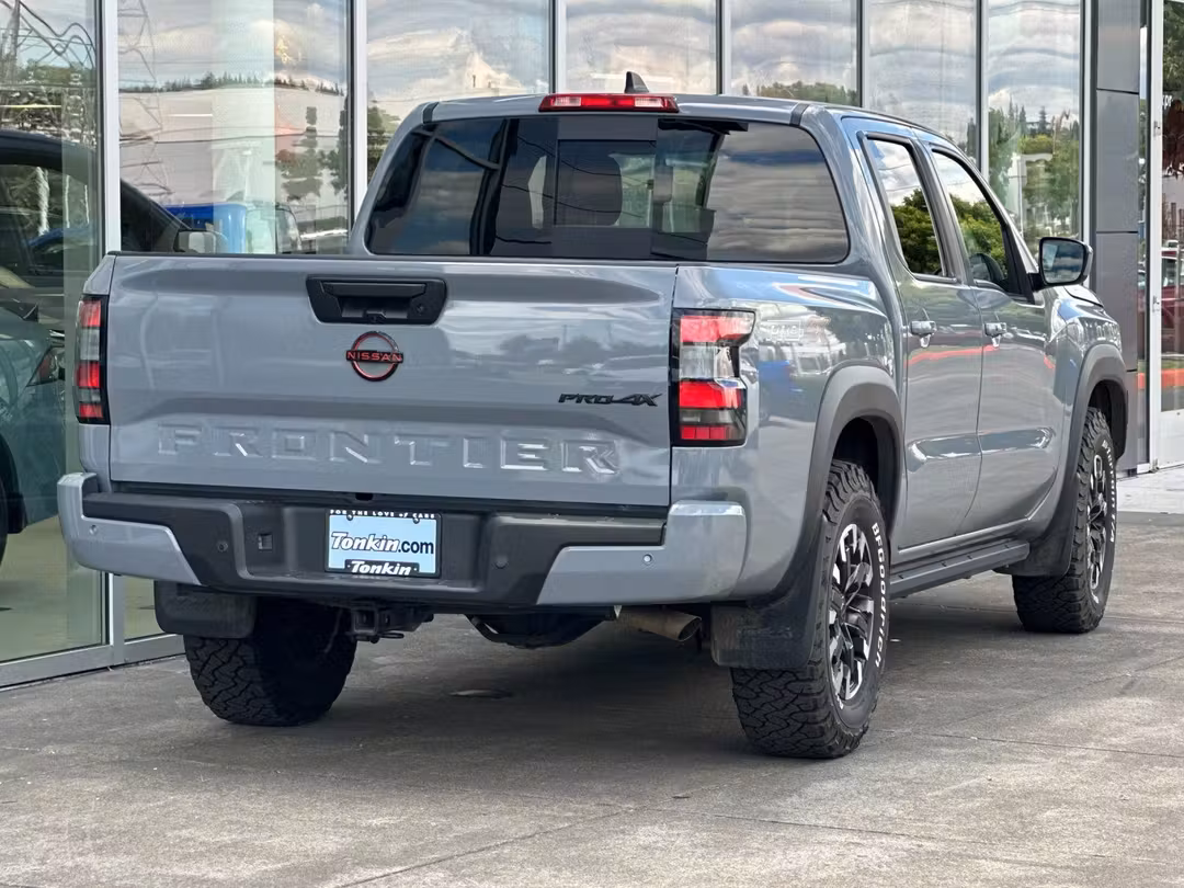 2024 Nissan Frontier PRO4X - Image 3