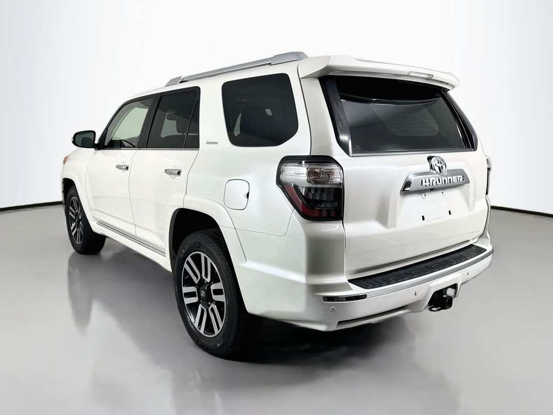 2016 Toyota 4Runner Limited - Image 5