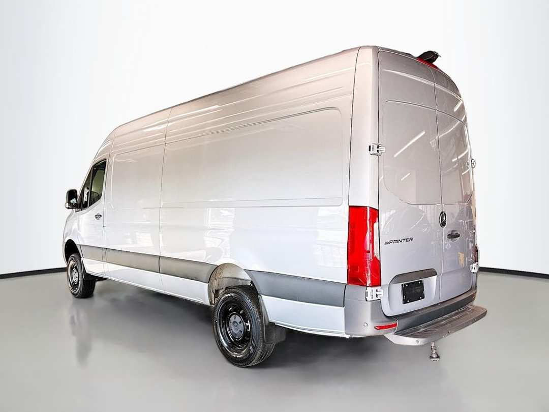 2026 Mercedes-Benz Sprinter 2500 Cargo 170 WB - Image 5