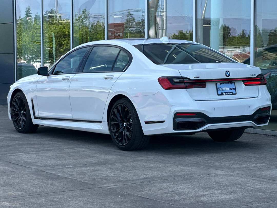 2020 BMW 7 Series 750i xDrive - Image 5