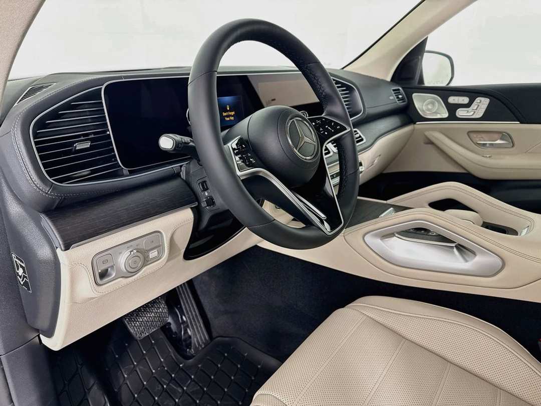 2026 Mercedes-Benz GLE 450 - Image 7