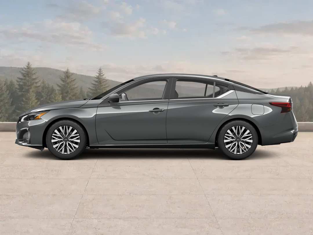 2026 Nissan Altima 2.5 SV - Image 4