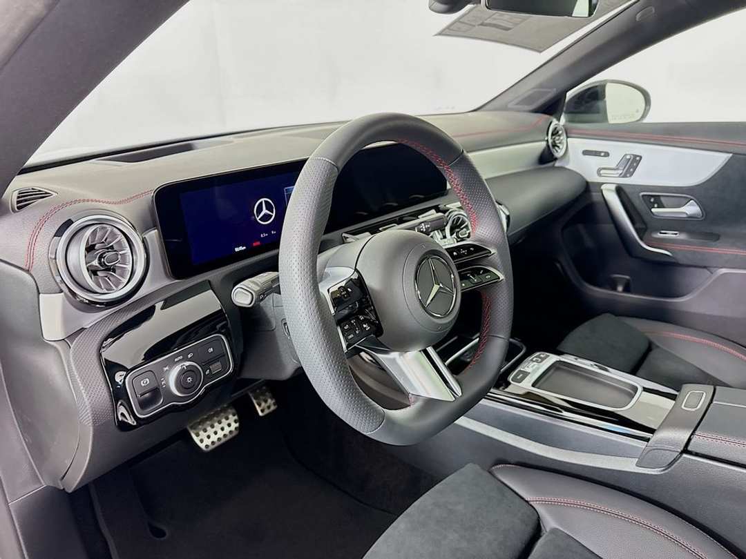 2026 Mercedes-Benz CLA 250 - Image 7