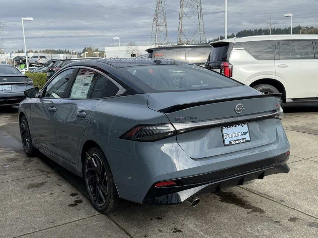 2026 Nissan Sentra SR - Image 5