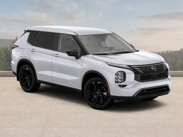 In Transit 2026 Nissan Rogue Plug-In Hybrid SL