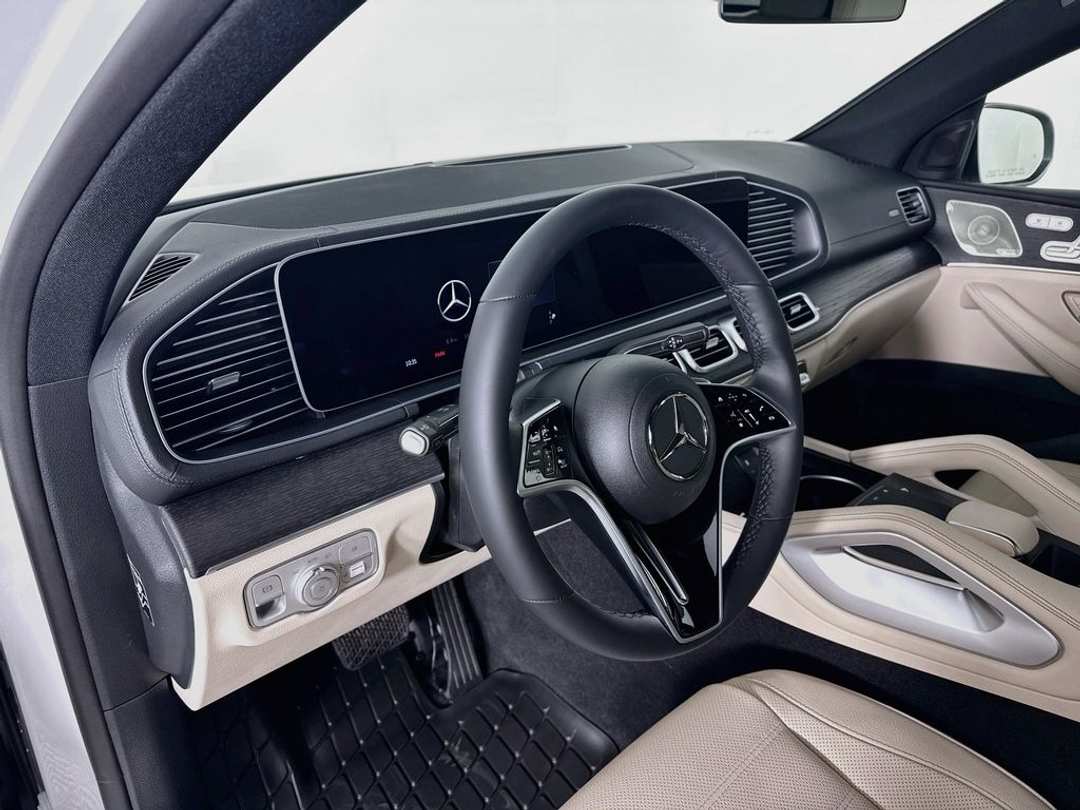 2026 Mercedes-Benz GLE 450 - Image 7