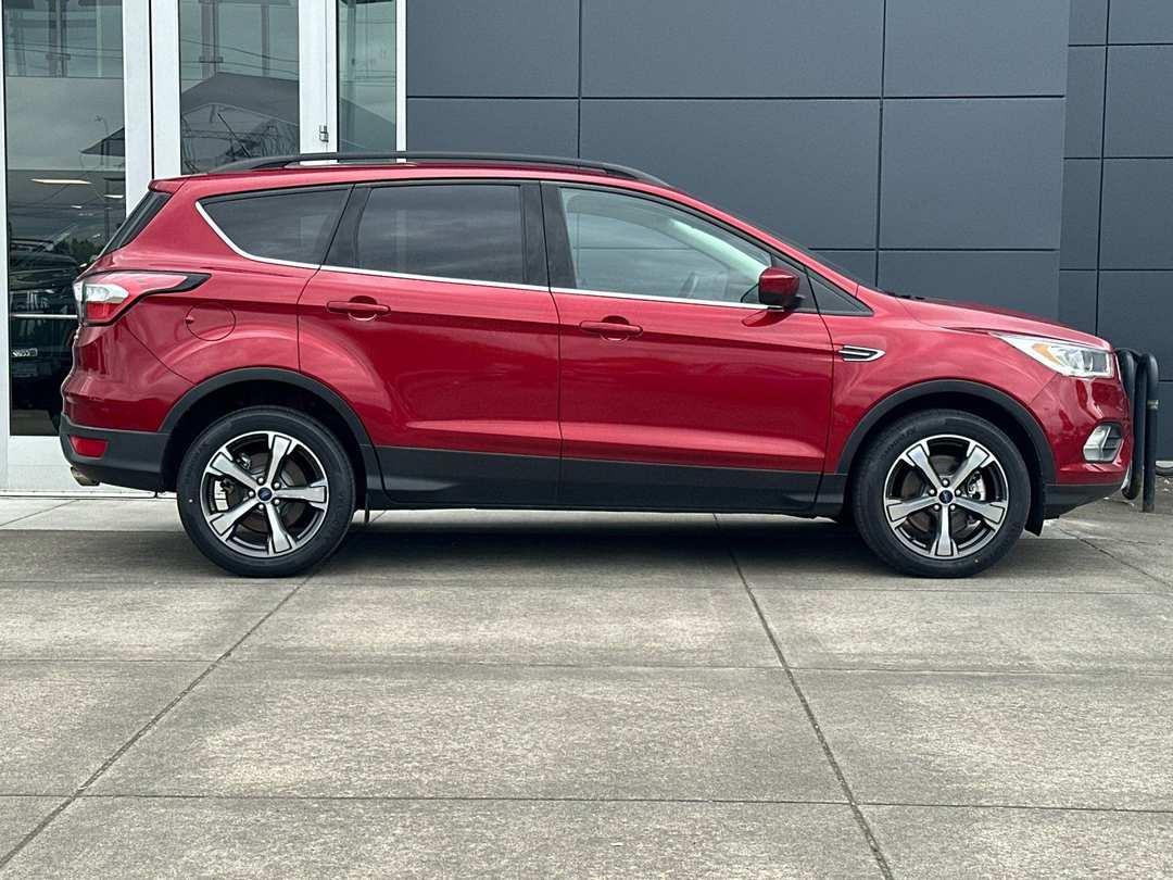 2018 Ford Escape SEL - Image 2