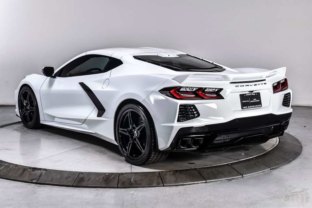 2023 Chevrolet Corvette Stingray - Image 4