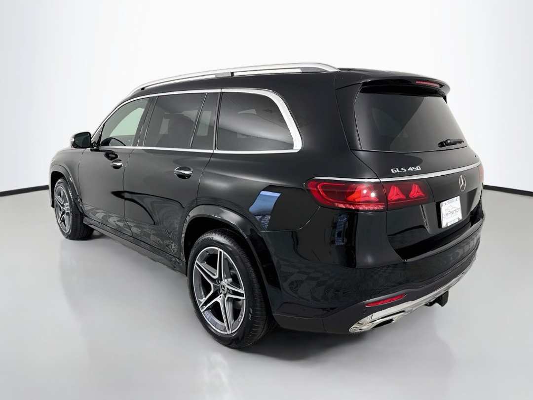 2027 Mercedes-Benz GLS 450 - Image 3