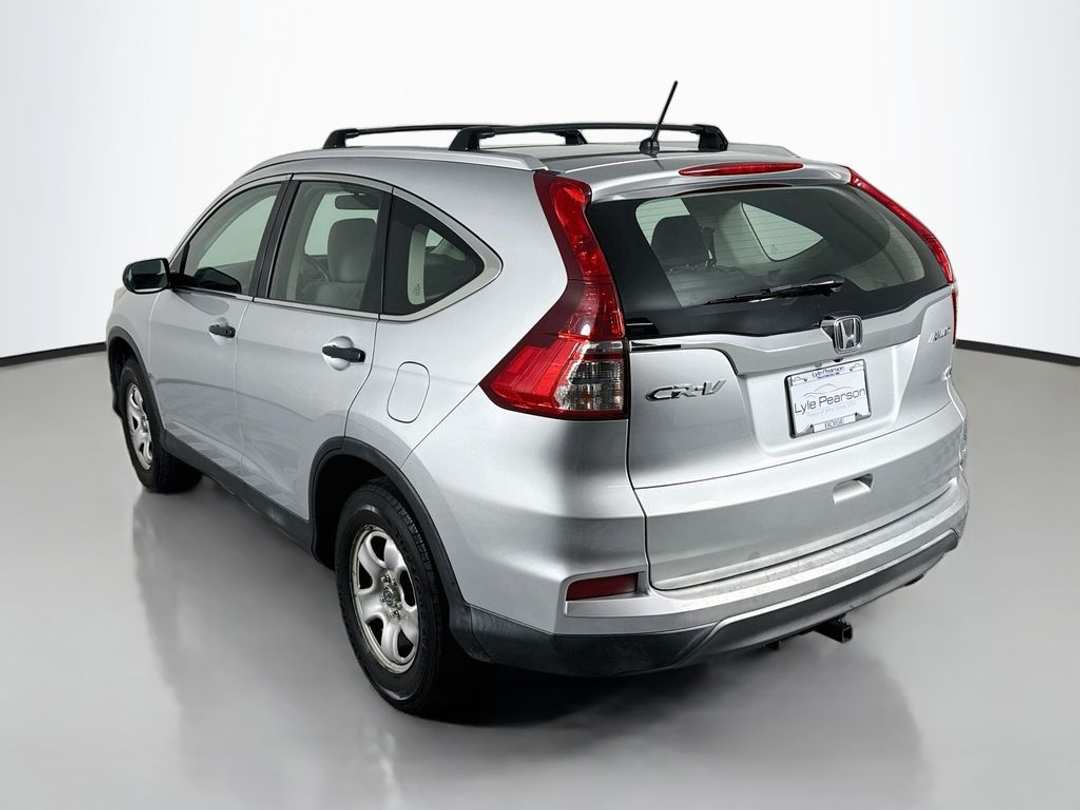 2015 Honda CR-V LX - Image 5