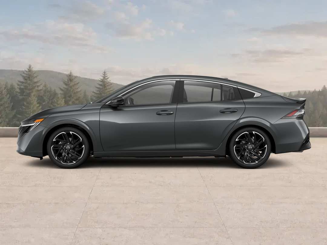 2026 Nissan Sentra SR - Image 4