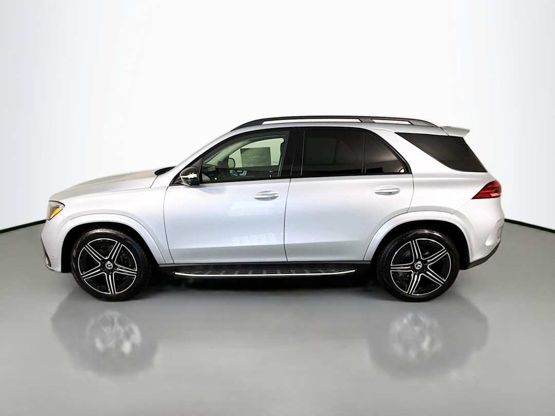 2026 Mercedes-Benz GLE 450 - Image 3