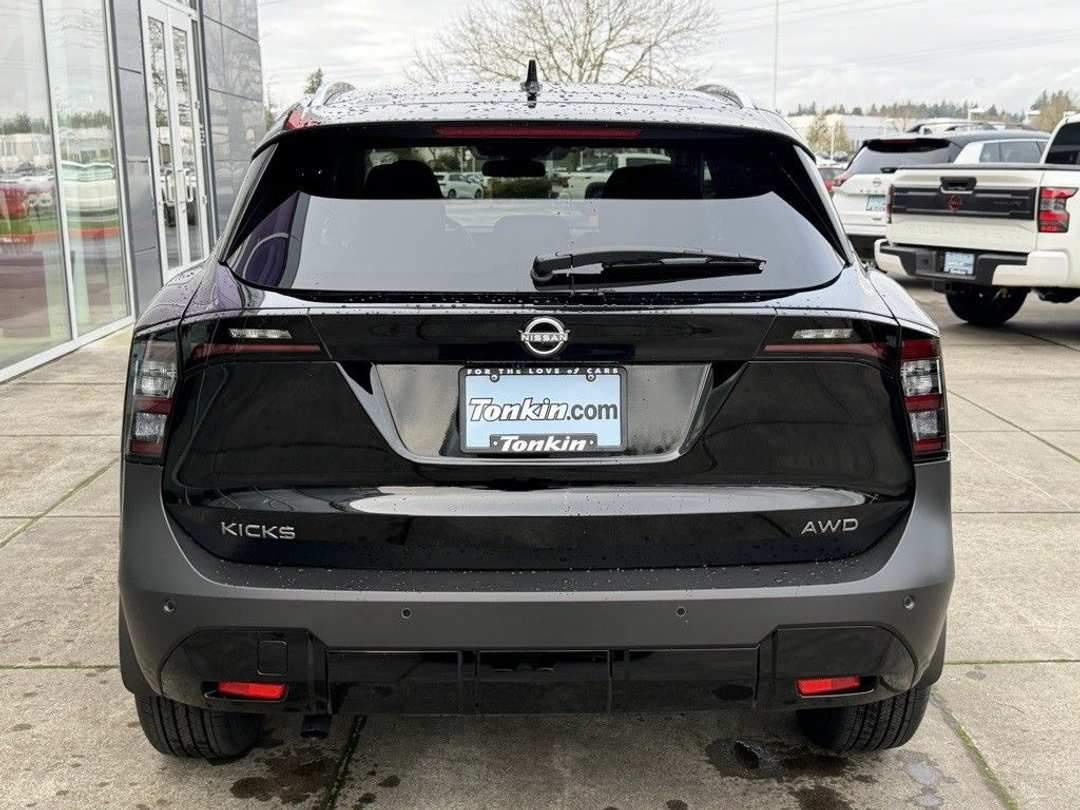2026 Nissan Kicks SV - Image 4