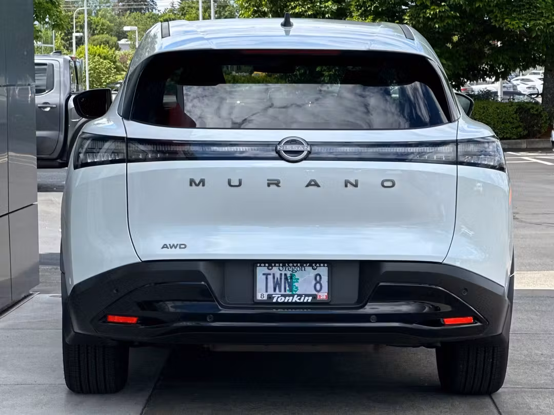 2025 Nissan Murano SV - Image 4
