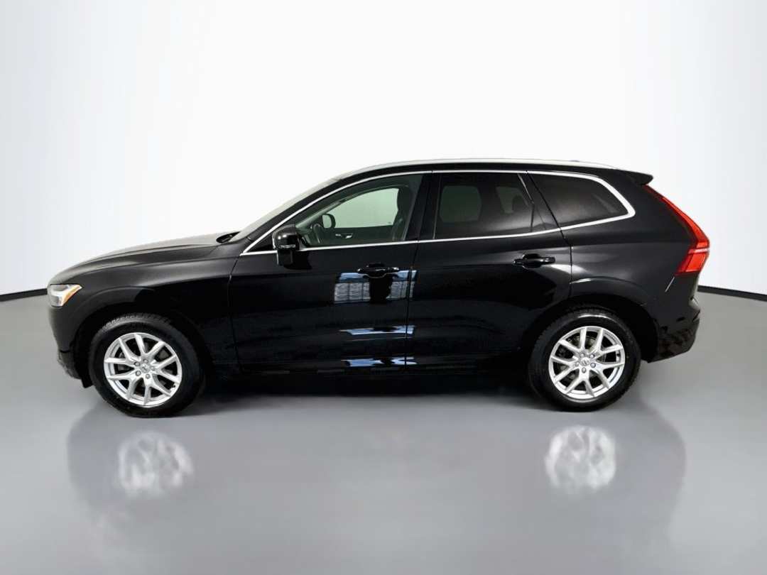 2021 Volvo Xc60 T5 Momentum - Image 2
