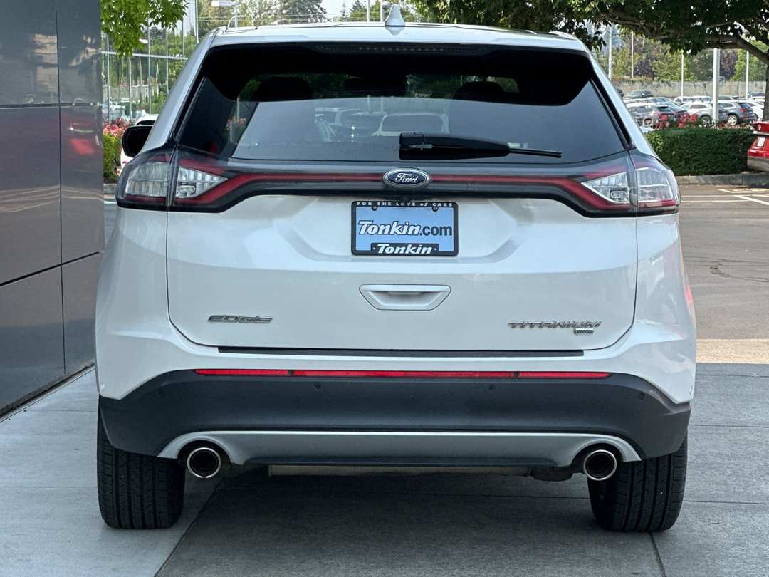 2016 Ford Edge Titanium - Image 4