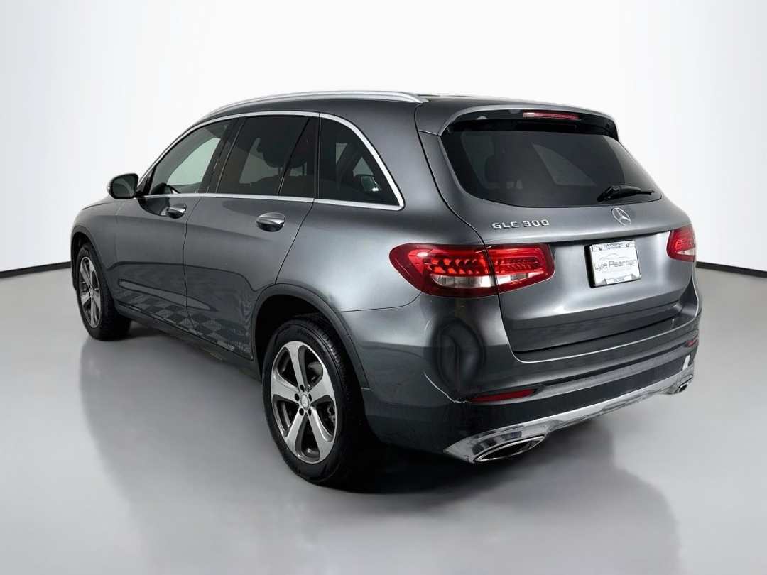 2016 Mercedes-Benz GLC 300 - Image 3