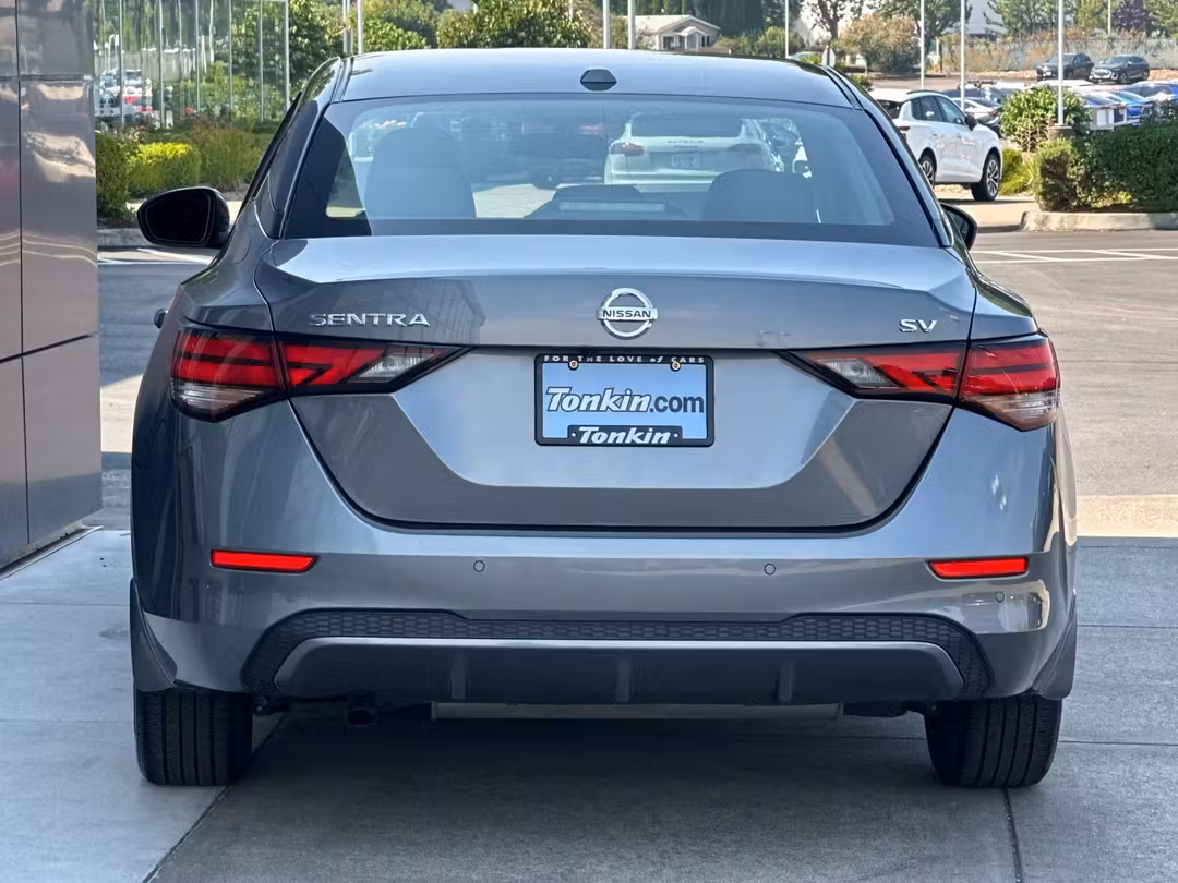 2023 Nissan Sentra SV - Image 4