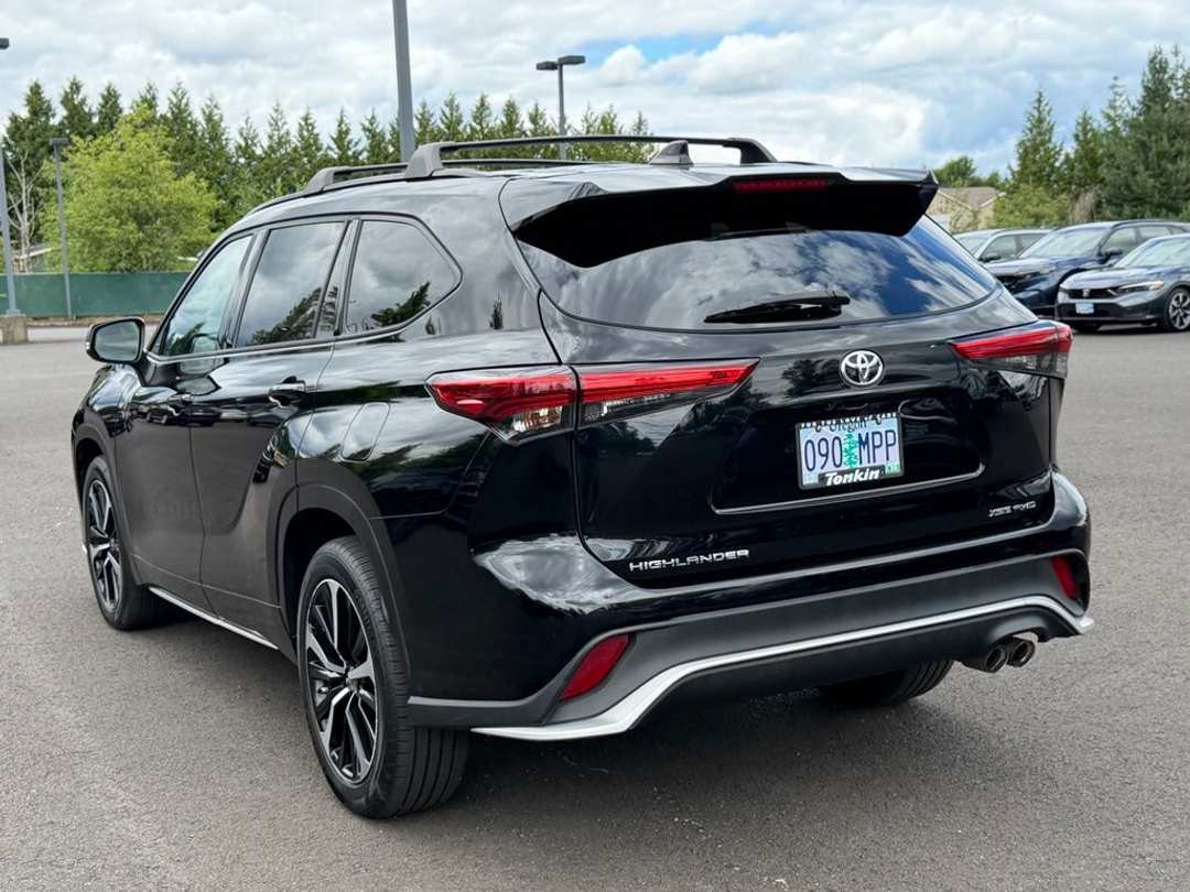 2021 Toyota Highlander XSE - Image 6